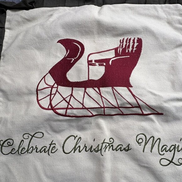 Christmas Biltmore Inspirations Pillow Sham Covers Set Of 2 Embroidered Sleigh - Picture 3 of 15